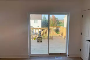 927 Saddle Ridge Dr, Joliet, IL 60432 - Photo 5