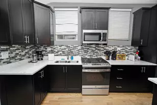 321 S Richmond St, Chicago, IL 60612 - Photo 9