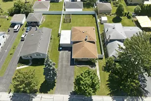 607 N Van Auken St, Elmhurst, IL 60126 - Photo 33