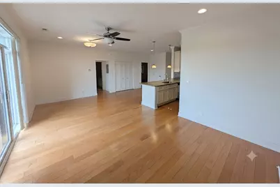2352 W Byron Street #301, Chicago, IL 60618 - Photo 7