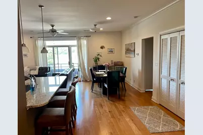 2352 W Byron Street #301, Chicago, IL 60618 - Photo 11