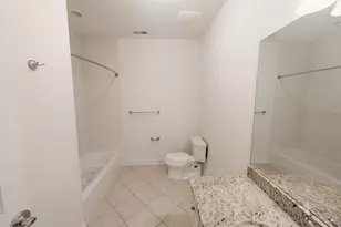 2352 W Byron St, Chicago, IL 60618 - Photo 15