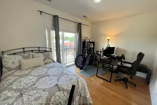 2352 W Byron St, Chicago, IL 60618 - Photo 17
