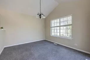 9465 Harrison St, Des Plaines, IL 60016 - Photo 11