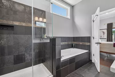 1320 W Grenshaw Street #2, Chicago, IL 60607 - Photo 23