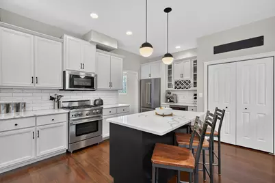 1320 W Grenshaw Street #2, Chicago, IL 60607 - Photo 9