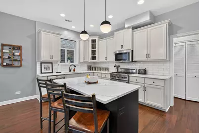1320 W Grenshaw Street #2, Chicago, IL 60607 - Photo 7