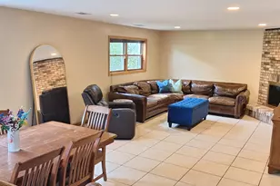 8823 Prestwick Ln, Orland Park, IL 60462 - Photo 13