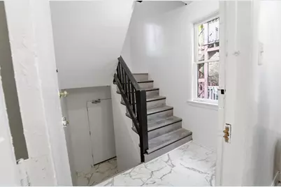 2507 W Coyle Avenue, Chicago, IL 60645 - Photo 17