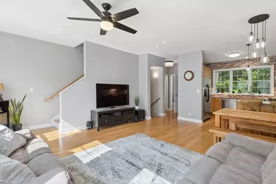 1661 Church Street, Evanston, IL 60201 - Photo 7