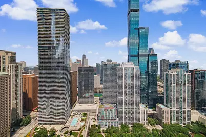 340 E Randolph Street #4304, Chicago, IL 60601 - Photo 5