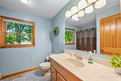 2116 N Pebble Drive, McHenry, IL 60051 - Photo 19