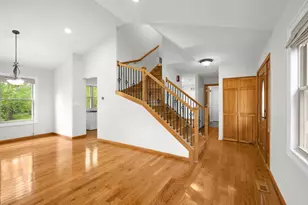 1390 River Oak Dr, Naperville, IL 60565 - Photo 3