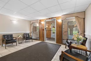 8025 Woodglen Ln, Downers Grove, IL 60516 - Photo 5
