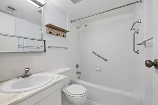 8025 Woodglen Ln, Downers Grove, IL 60516 - Photo 25