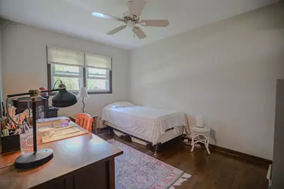 28W610 Lester Street, West Chicago, IL 60185 - Photo 9