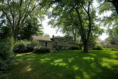 28W610 Lester Street, West Chicago, IL 60185 - Photo 17