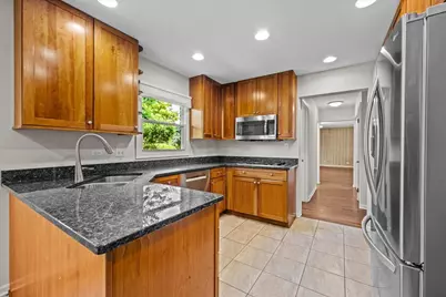[Address not provided], Highland Park, IL 60035 - Photo 9
