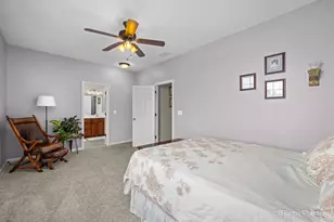 1284 W Lake Dr, Cary, IL 60013 - Photo 15