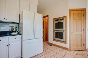 1400 Eagle Ridge Dr, Antioch, IL 60002 - Photo 9
