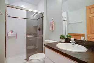 1400 Eagle Ridge Dr, Antioch, IL 60002 - Photo 19