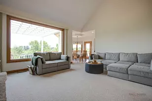 1400 Eagle Ridge Dr, Antioch, IL 60002 - Photo 5