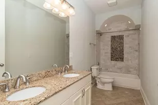 3929 N Western Ave, Chicago, IL 60618 - Photo 17