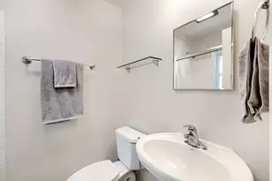 1434 Maple Ln, Elgin, IL 60123 - Photo 17