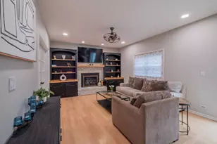 4527 Hatch Ln, Lisle, IL 60532 - Photo 7