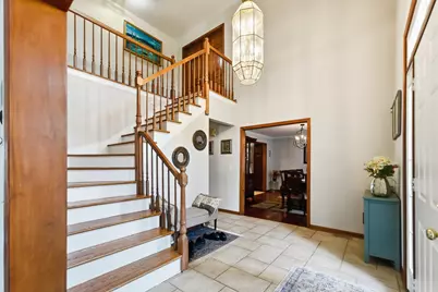 690 Waterford Drive, Des Plaines, IL 60016 - Photo 3