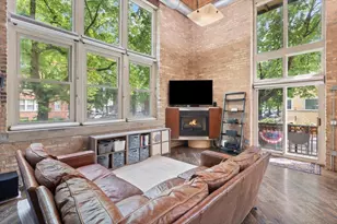3900 N Claremont Ave, Chicago, IL 60618 - Photo 5