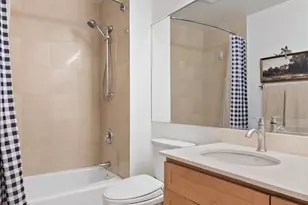 3900 N Claremont Ave, Chicago, IL 60618 - Photo 19
