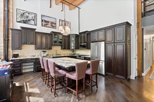 3900 N Claremont Ave, Chicago, IL 60618 - Photo 11