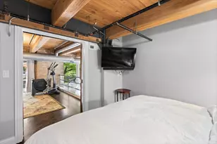 3900 N Claremont Ave, Chicago, IL 60618 - Photo 29