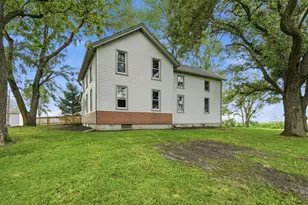 2737 E Indiana Ave, Beecher, IL 60401 - Photo 3
