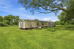 2737 E Indiana Ave, Beecher, IL 60401 - Photo 25