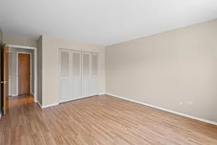 5005 Enfield Ave, Skokie, IL 60077 - Photo 9
