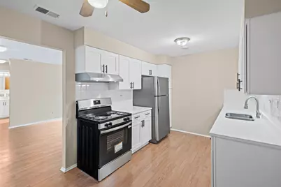 5005 Enfield Avenue #108, Skokie, IL 60077 - Photo 7
