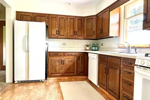 4633 Oakwood Ave, Downers Grove, IL 60515 - Photo 3