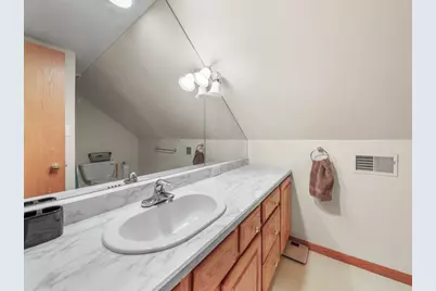 1614 7th Street, Peru, IL 61354 - Photo 17