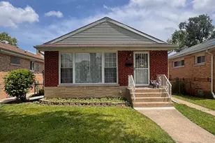 137 Linden Ave, Bellwood, IL 60104 - Photo 1