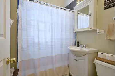 4703 W Parker Avenue, Chicago, IL 60639 - Photo 17