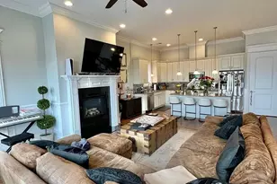 3929 N Western Ave, Chicago, IL 60618 - Photo 5