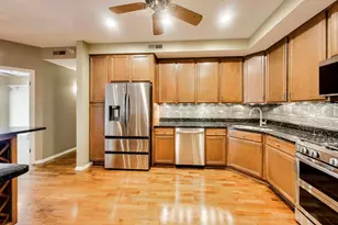 425 Village Green, Lincolnshire, IL 60069 - Photo 7