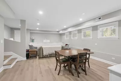 1530 W Grace Street, Chicago, IL 60613 - Photo 29