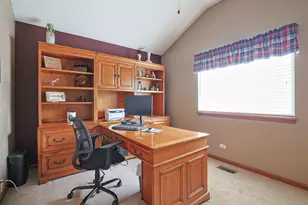 3105 Merrywell Ct, Carpentersville, IL 60110 - Photo 29