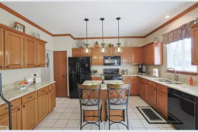 3105 Merrywell Court, Carpentersville, IL 60110 - Photo 11
