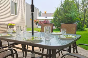 3105 Merrywell Ct, Carpentersville, IL 60110 - Photo 39