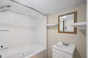 108 S Main, Arrowsmith, IL 61722 - Photo 13