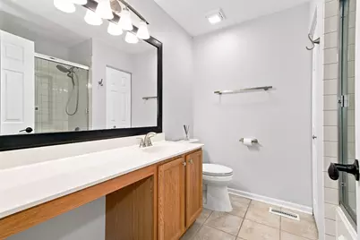 [Address not provided], Naperville, IL 60563 - Photo 19